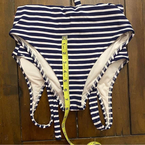 Aerie Striped Ribbed Lace Up Swimsuit Navy and White EUC Size XS - Picture 4 of 4